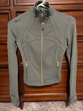 Lululemon Define Cropped Jacket Nulu